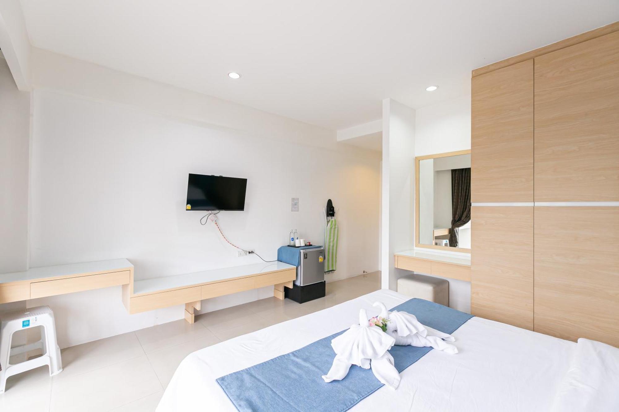 Ruan Plaisoi Apartment Bangkok Extérieur photo