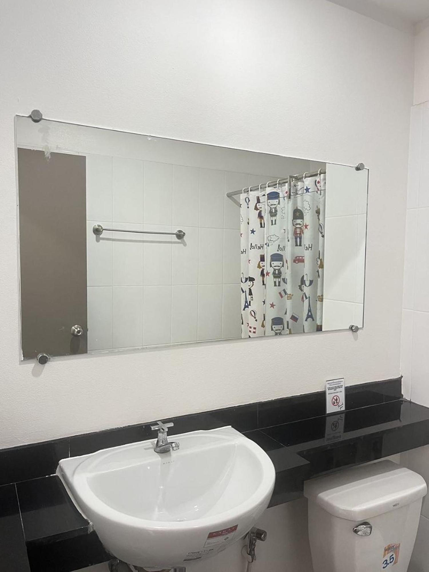 Ruan Plaisoi Apartment Bangkok Extérieur photo